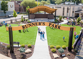 Picture of the entrance of Runner's Park